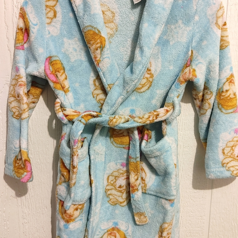 Frozen robe